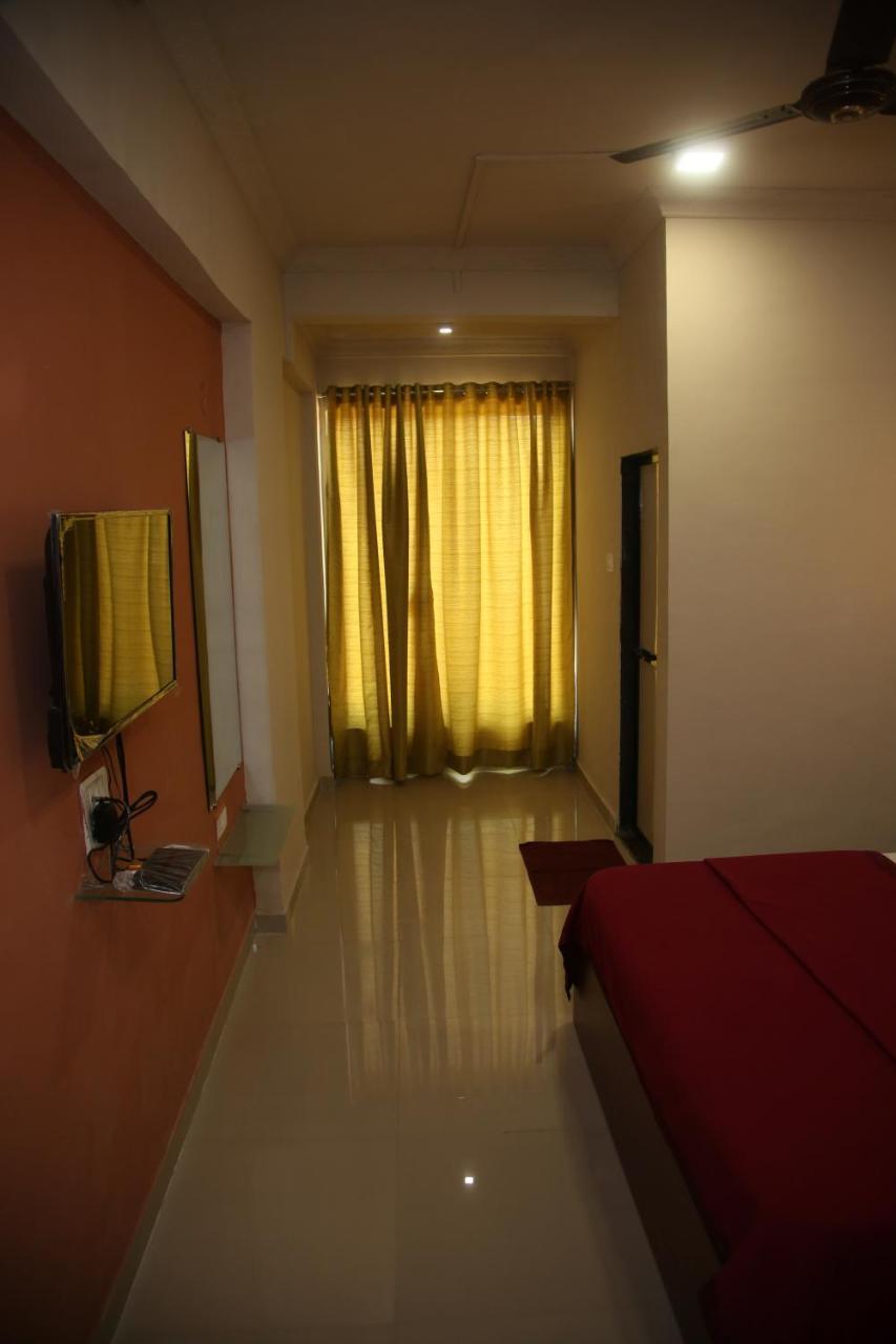 Elite Inn Lonavala Kültér fotó