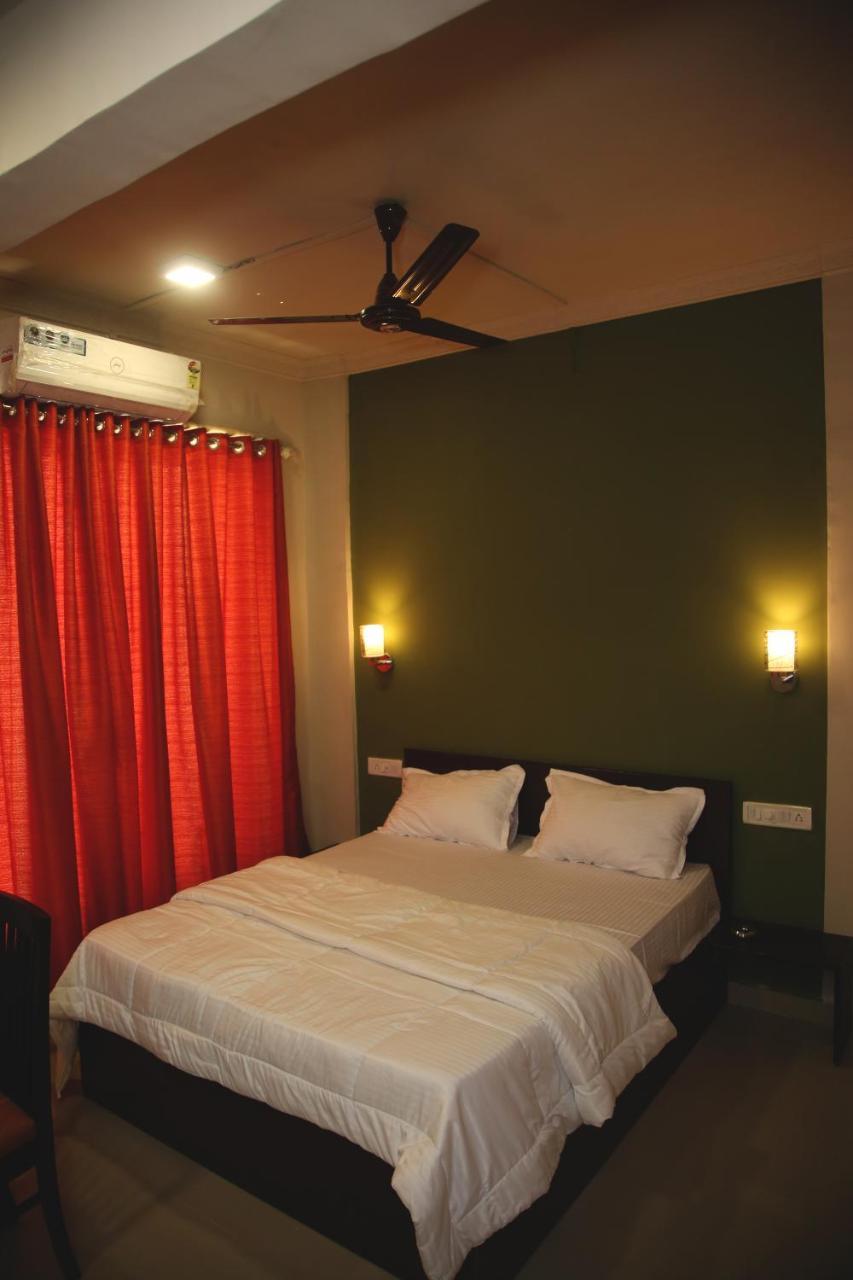 Elite Inn Lonavala Kültér fotó