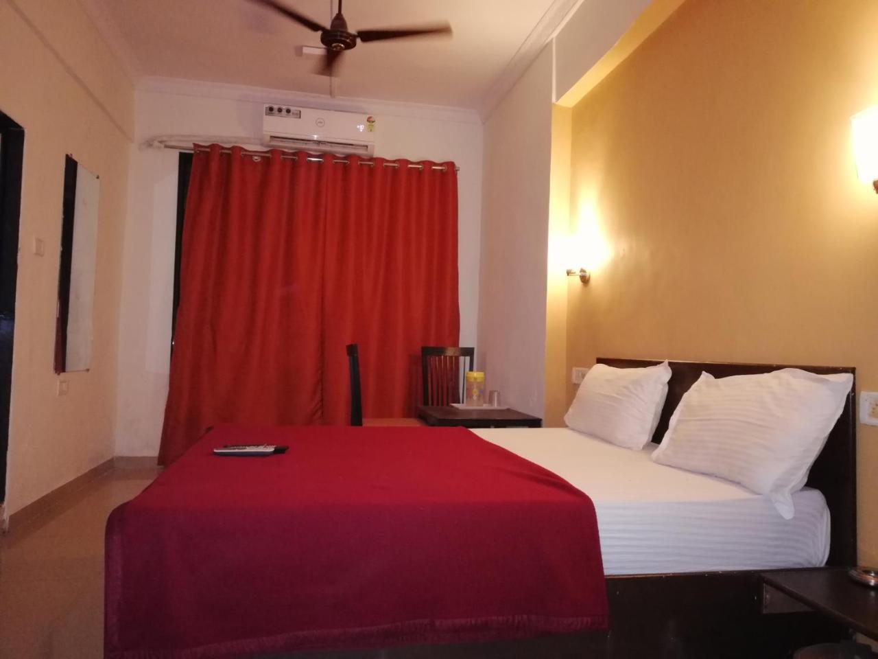 Elite Inn Lonavala Kültér fotó