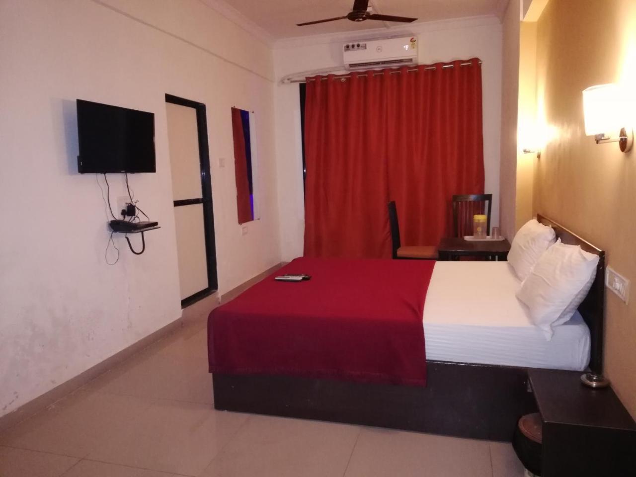 Elite Inn Lonavala Kültér fotó